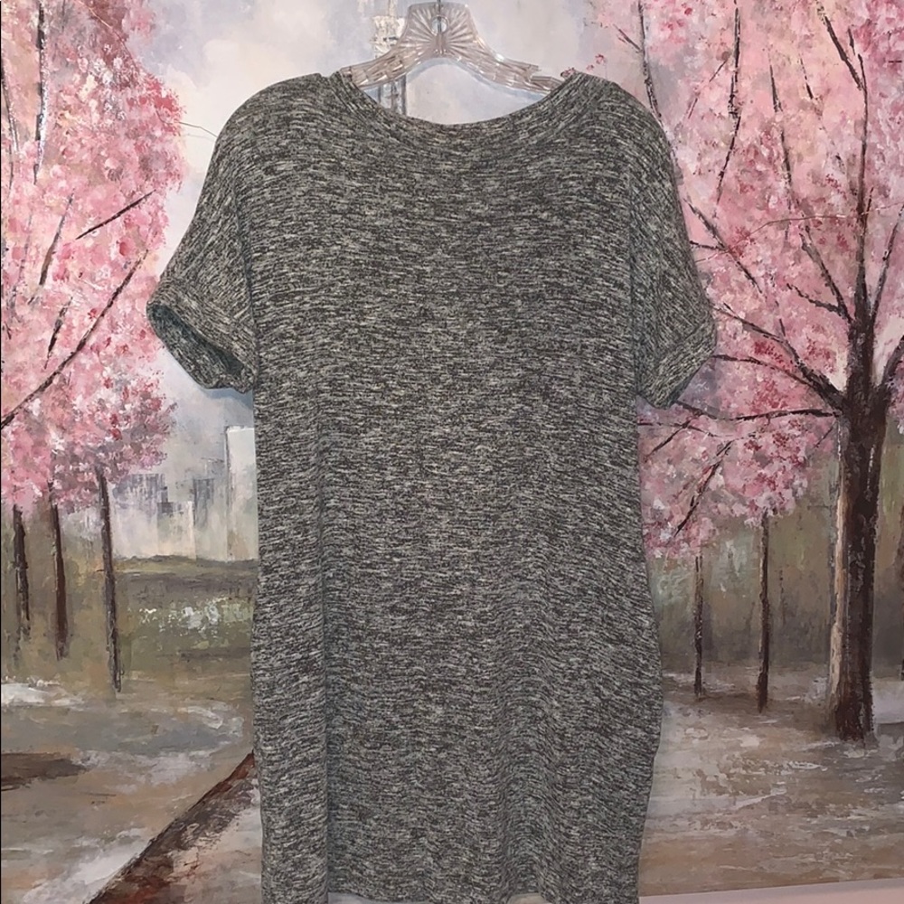 Lulu’s V-neck Shift Shirt Grey Woman’s Dress with side pockets sz S EUC - Picture 5 of 8